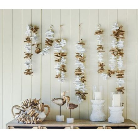 WALL DECOR - DRIFTWOOD GARLAND NATURAL/WHITE | Daydream Leisure Furniture