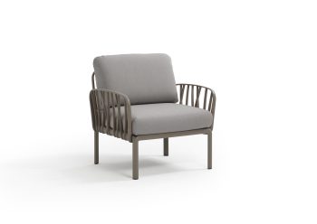 NARDI KOMODO SINGLE SOFA CHAIR WITH ARMS | Daydream Leisure Furniture